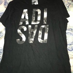 XL adidas tee